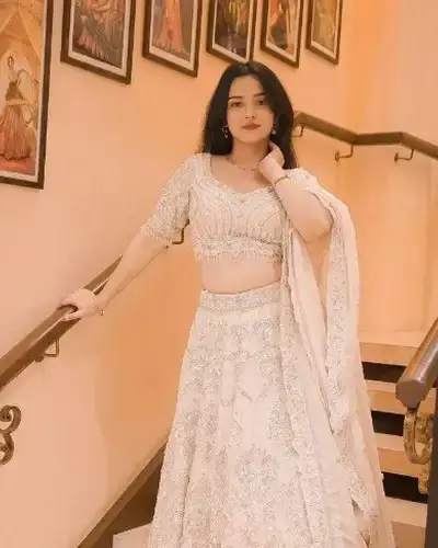 Escort Khadki